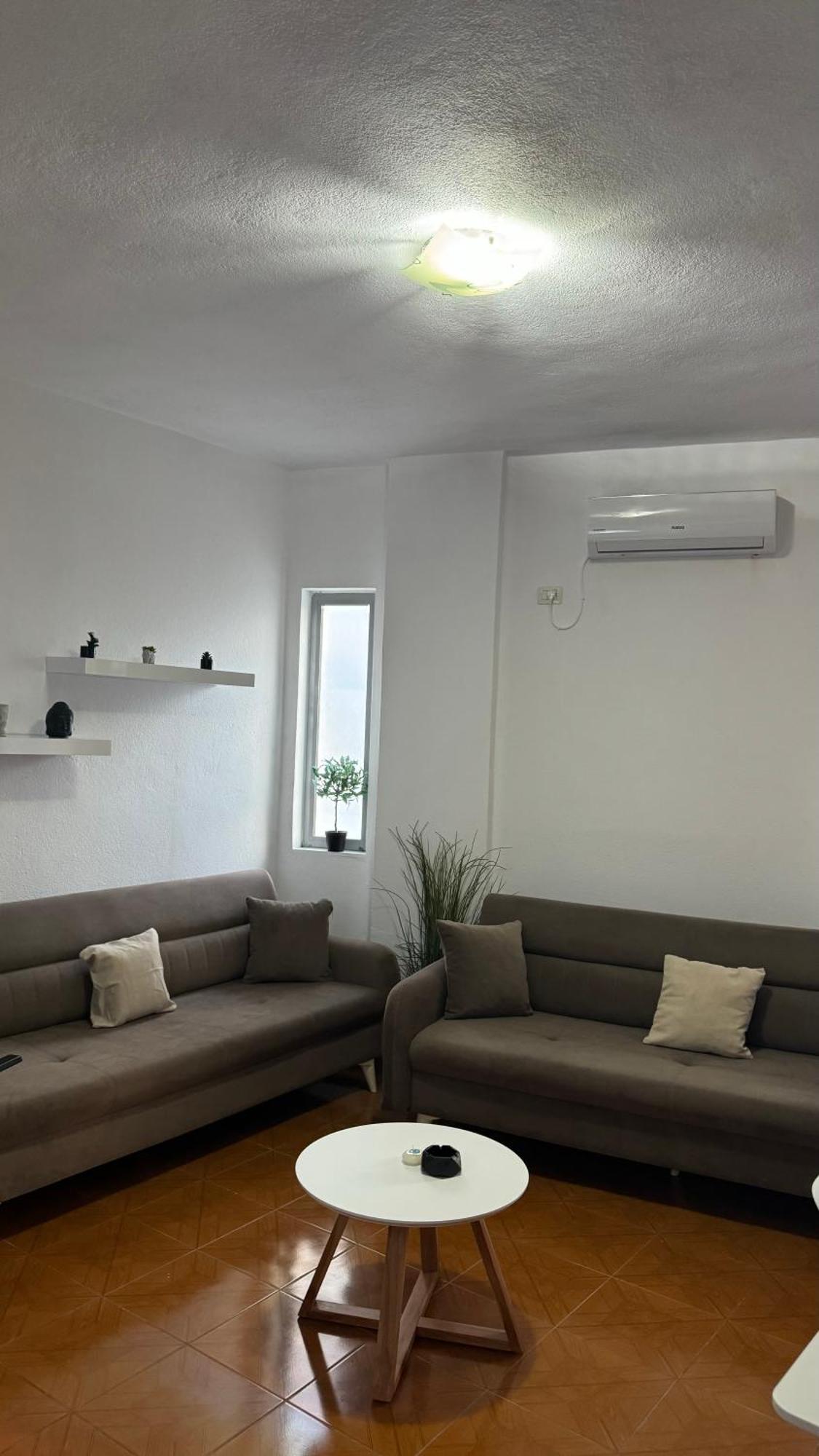 Peci Apartments Gjirokastër Exterior foto